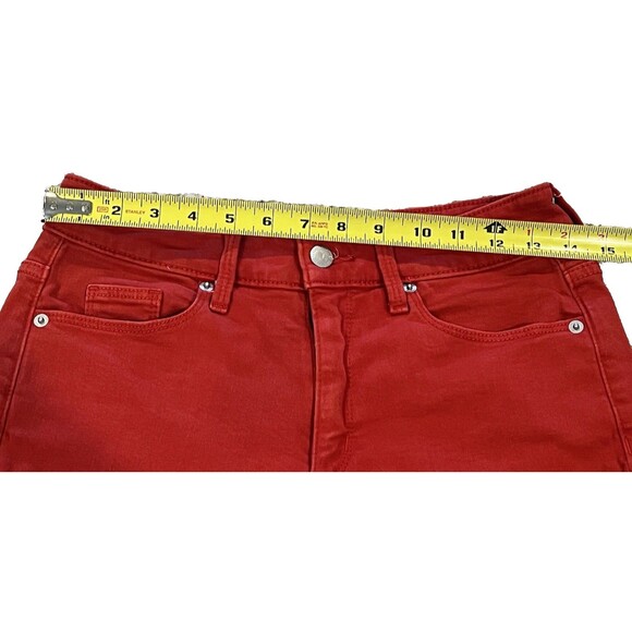 Universal Thread Wmn Red Denim Shorts High Rise Shortie Cut Off Fringe Stretch 2 - Picture 4 of 7